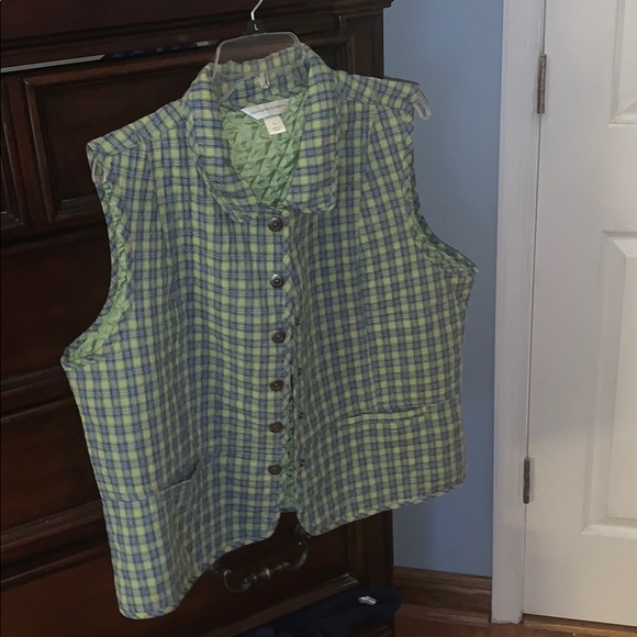 Vest - Picture 1 of 1